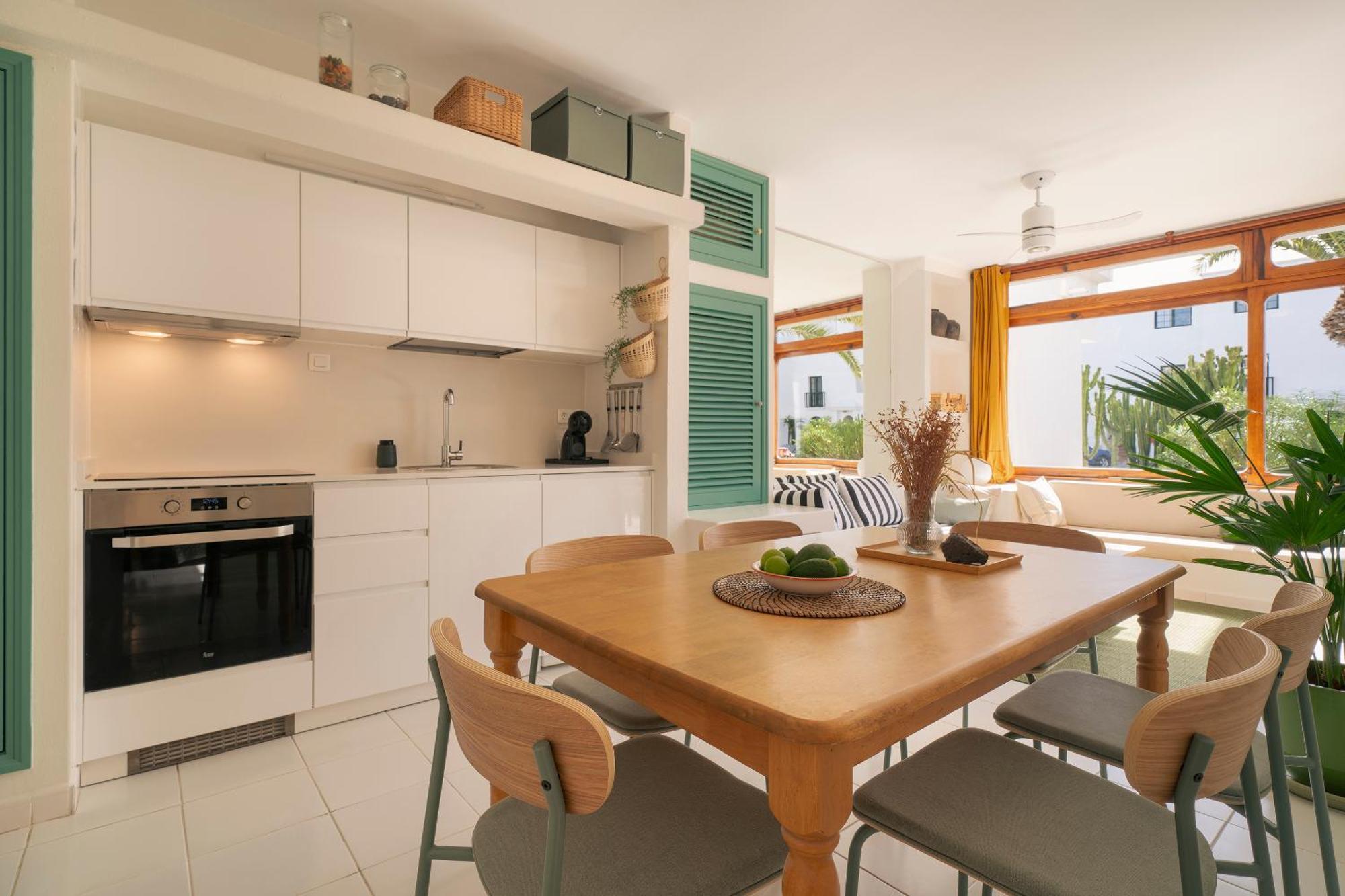 Lanzarote Beach Apartments, Casa Bruna Costa Teguise Eksteriør billede